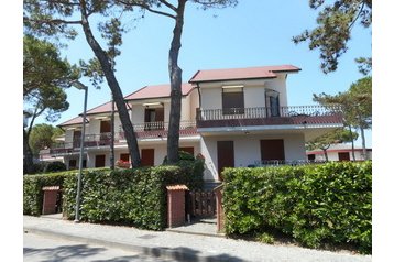 Italy Byt Lignano Sabbiadoro, Exterior